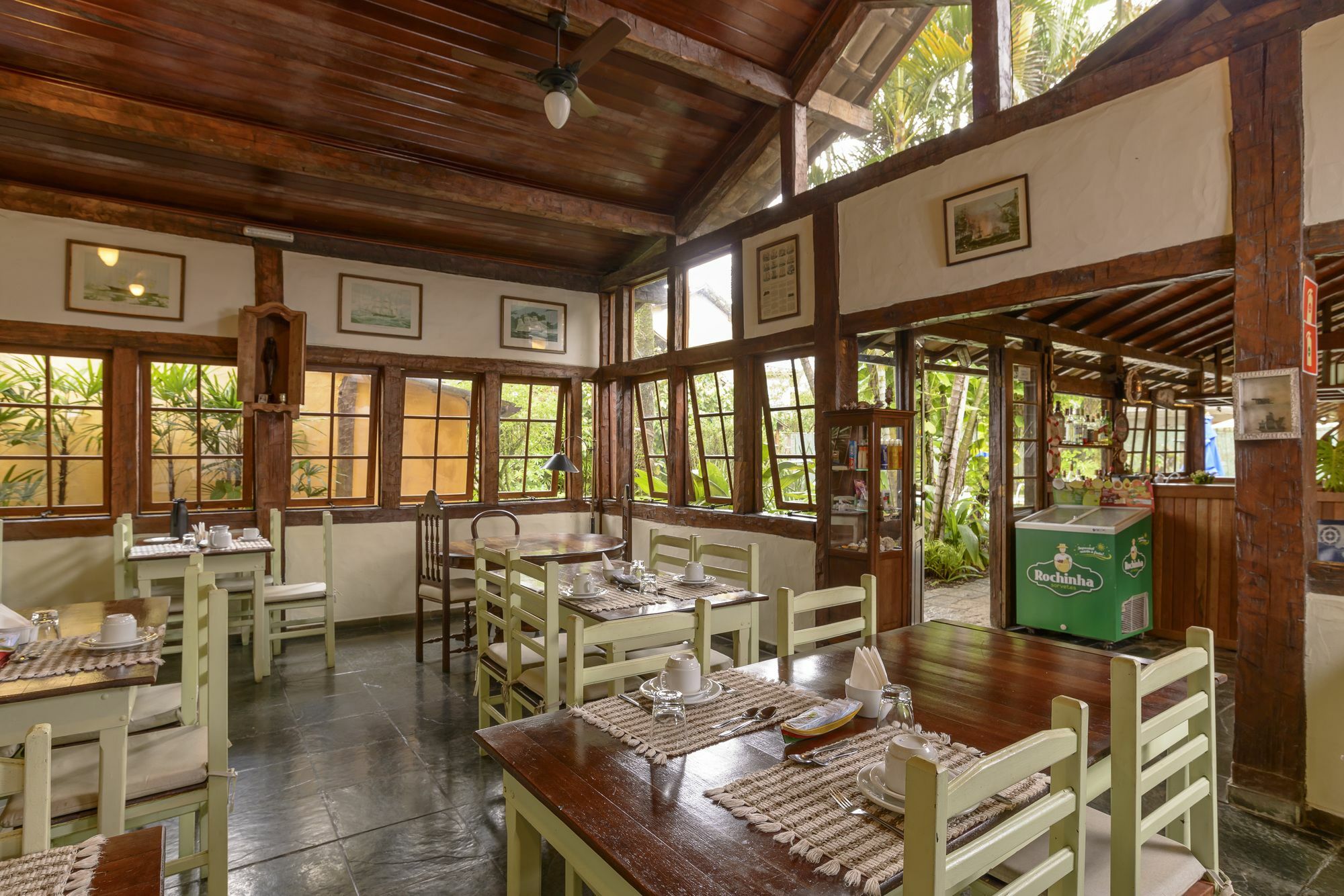 Velinn Caravela Pousada Ilhabela Exterior foto